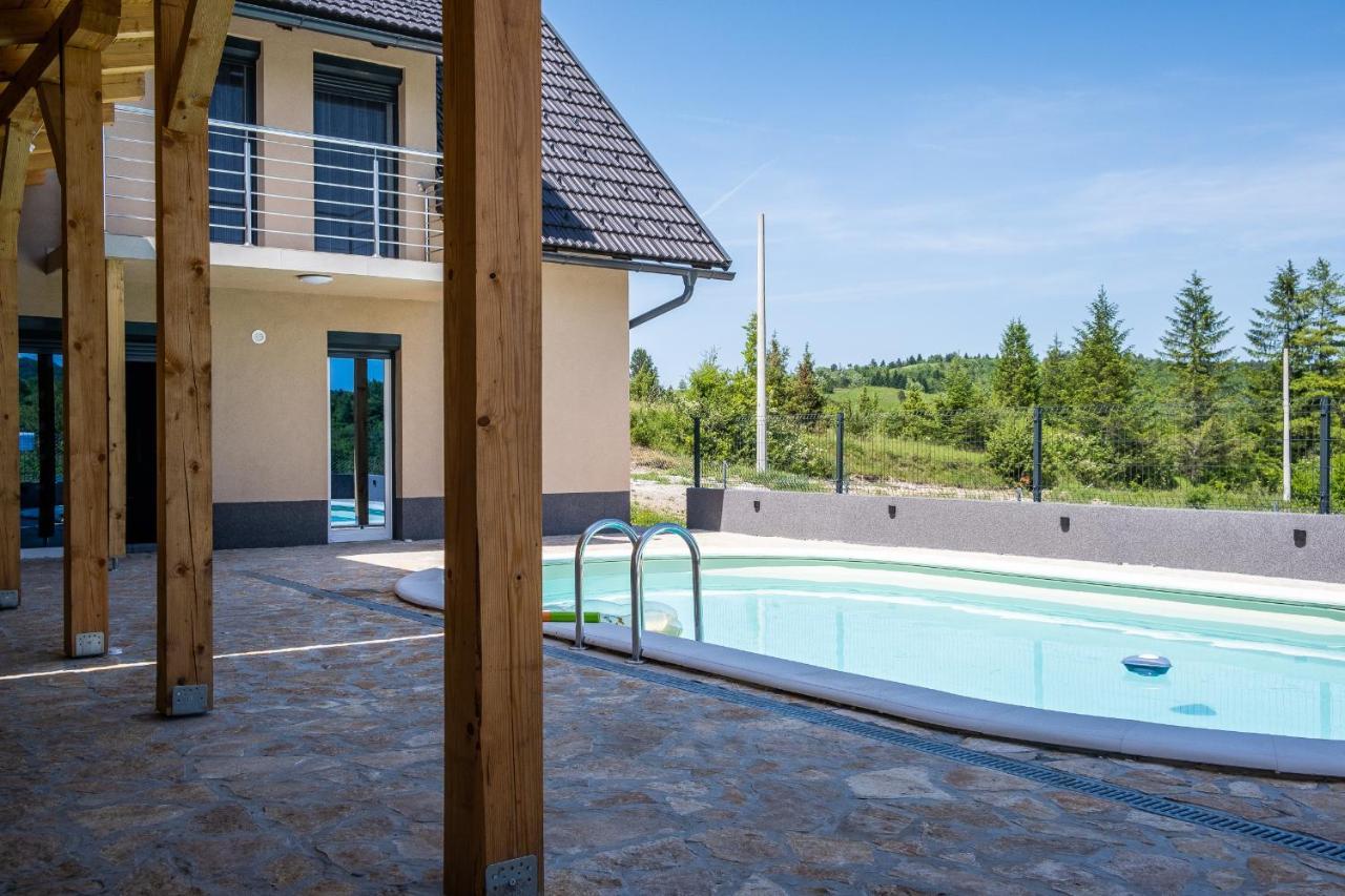Villa Nesa - Beautiful Guest House At Continental Croatia With Outdoor Swimming Pool, Sauna And 3 Bedrooms Plaški 외부 사진