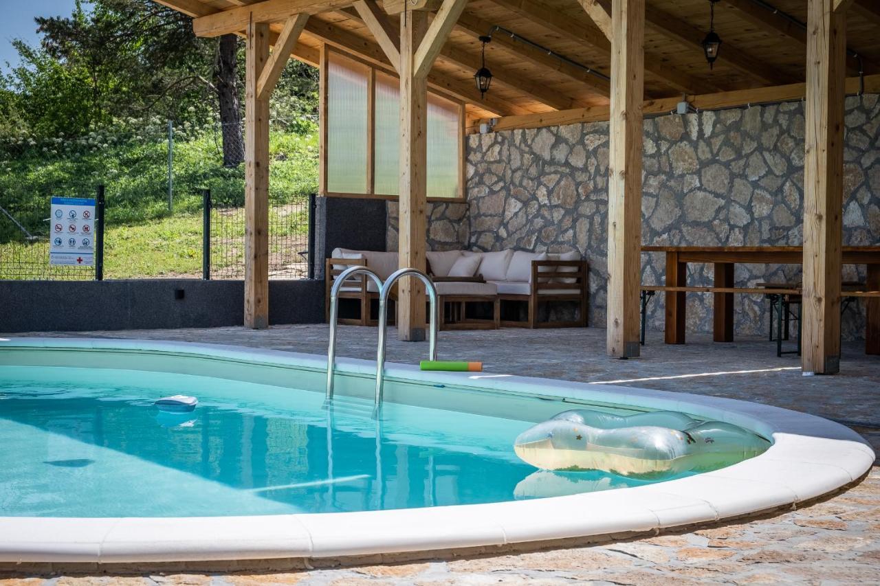 Villa Nesa - Beautiful Guest House At Continental Croatia With Outdoor Swimming Pool, Sauna And 3 Bedrooms Plaški 외부 사진